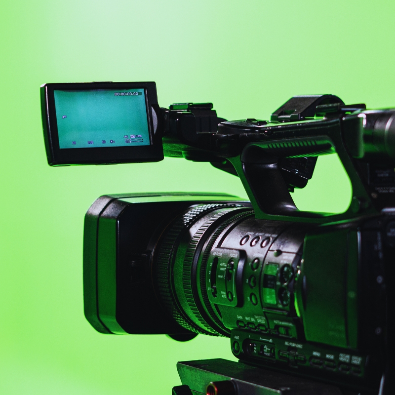 Sản xuất và phát hành âm nhạc